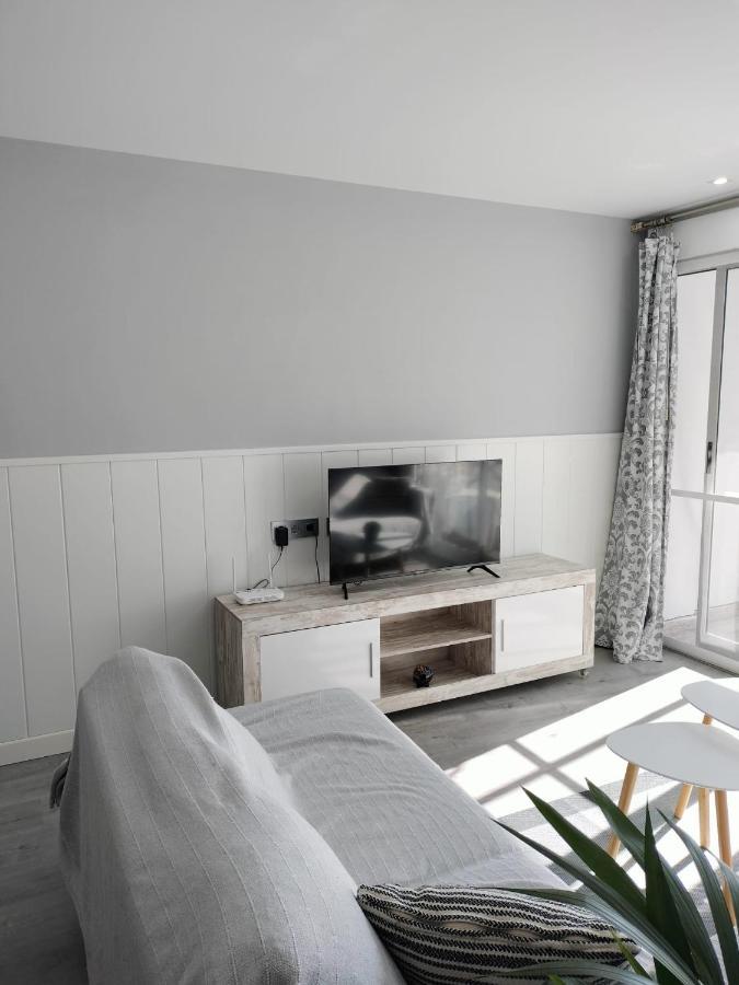 Nautilus Apartment Торевиеха Екстериор снимка